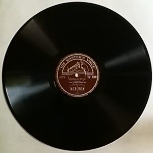 Kuula - Syystunnelma / Merikanto - Kesäillan idylli