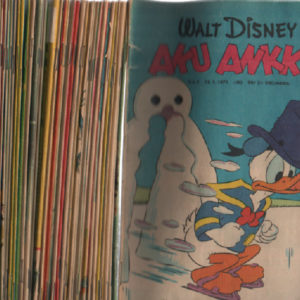 Aku Ankan vuosikerta 1971 2-52 (numero 1 puuttuu)