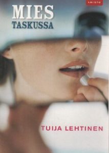 Mies taskussa